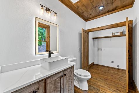 65 Wolf Creek Heights Mineral Bluff GA 30559