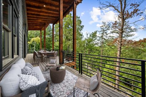 65 Wolf Creek Heights Mineral Bluff GA 30559