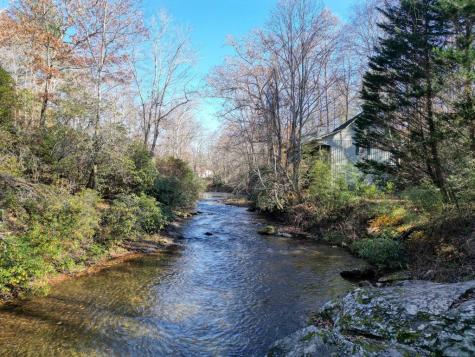 2175 E Old Highway 64 Hayesville NC 28904