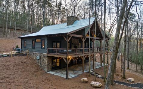 153 Sams Crossing Mineral Bluff GA 30559