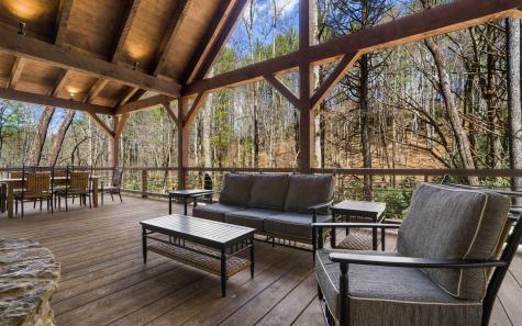 153 Sams Crossing Mineral Bluff GA 30559