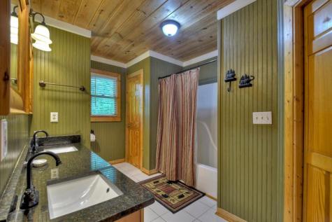 133 Muller Lane Ellijay GA 30540
