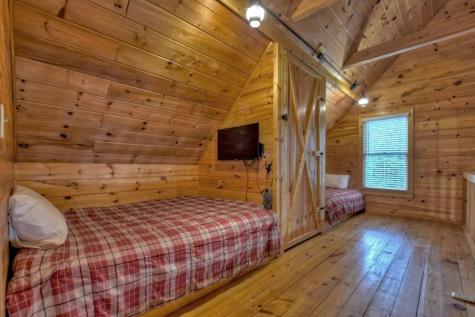 133 Muller Lane Ellijay GA 30540