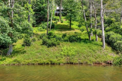 160 Adams Circle Mineral Bluff GA 30559