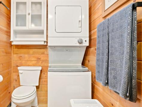220 Oak Loop Mineral Bluff GA 30559