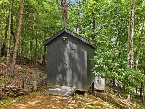 220 Oak Loop Mineral Bluff GA 30559