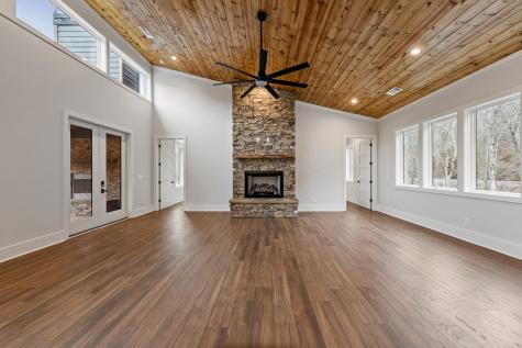 494 Riverbend Manor Blue Ridge GA 30513