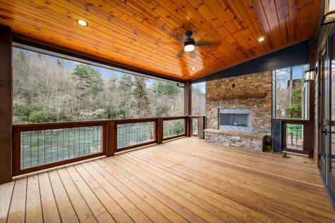 494 Riverbend Manor Blue Ridge GA 30513
