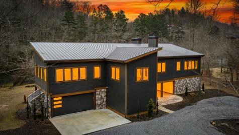494 Riverbend Manor Blue Ridge GA 30513