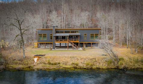 494 Riverbend Manor Blue Ridge GA 30513