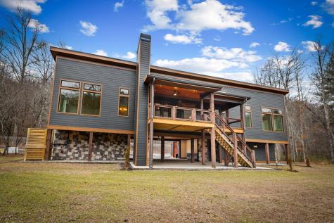 494 Riverbend Manor Blue Ridge GA 30513