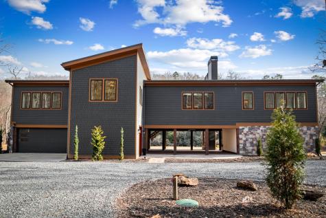 494 Riverbend Manor Blue Ridge GA 30513