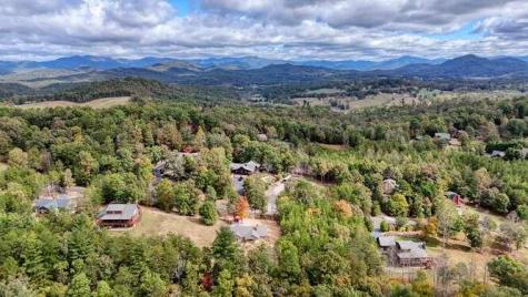 579 Ray Drive Young Harris GA 30582