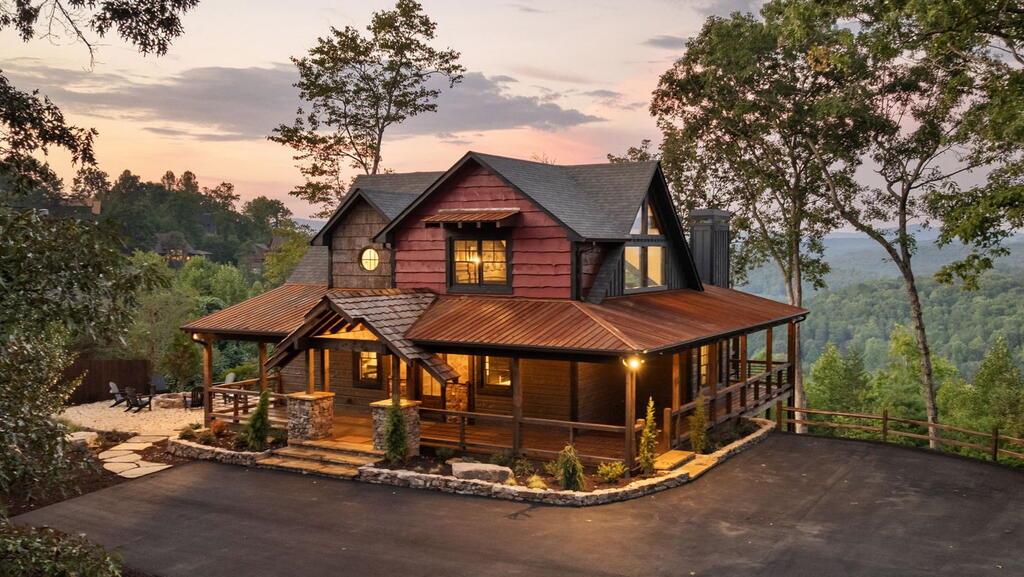 13 Hope Drive Blue Ridge GA 30513