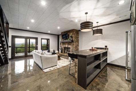 13 Hope Drive Blue Ridge GA 30513