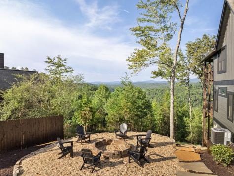 13 Hope Drive Blue Ridge GA 30513