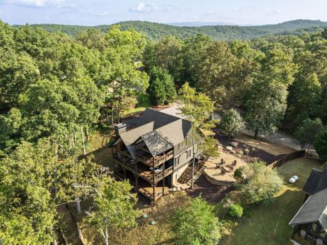 13 Hope Drive Blue Ridge GA 30513