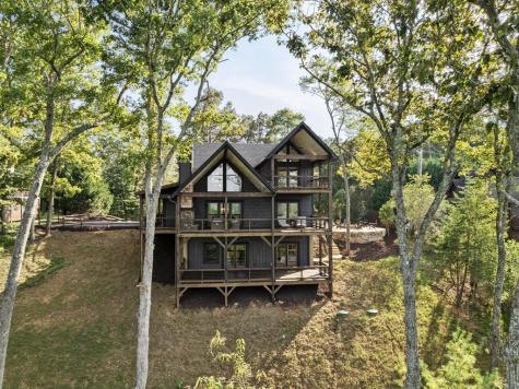 13 Hope Drive Blue Ridge GA 30513