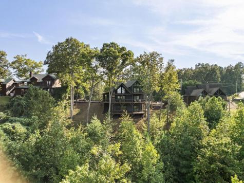 13 Hope Drive Blue Ridge GA 30513
