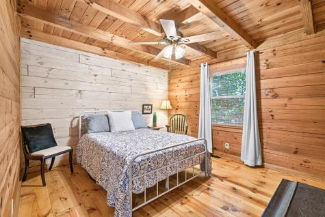 48 Riverwood Trail Ellijay GA 30536