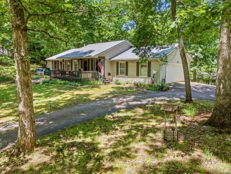 2455 Oak Knoll Drive Hiawassee GA 30546