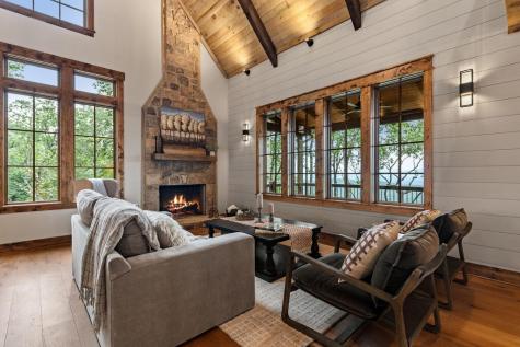 380 Utana Bluffs Trail Ellijay GA 30540