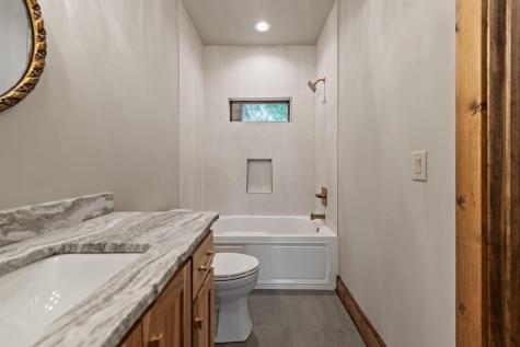380 Utana Bluffs Trail Ellijay GA 30540