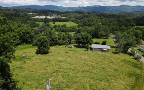 15 Coker Hill Drive Hayesville NC 28904