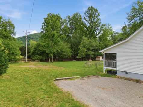87 Laughing Waters Lane Hayesville NC 28904