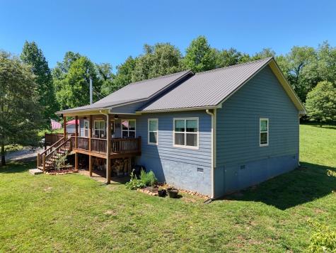 151 Creekfront Lane Hayesville NC 28904