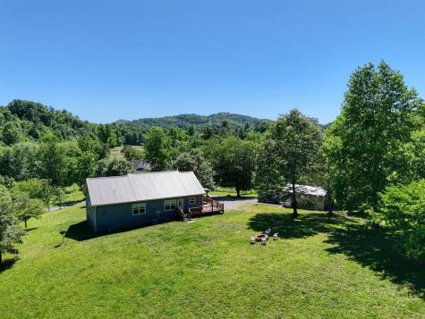 151 Creekfront Lane Hayesville NC 28904