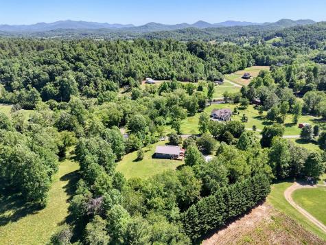 151 Creekfront Lane Hayesville NC 28904