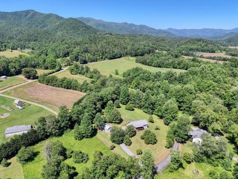 151 Creekfront Lane Hayesville NC 28904
