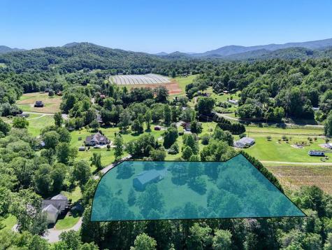 151 Creekfront Lane Hayesville NC 28904