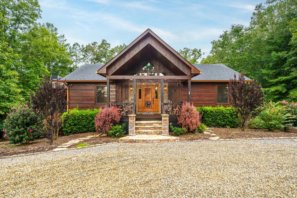 350 Kensington Drive Mineral Bluff GA 30559