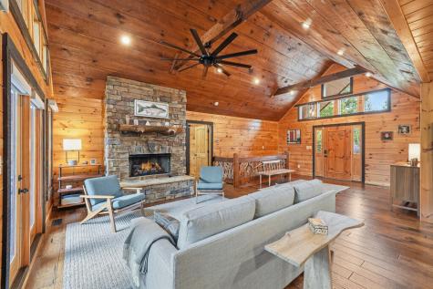 350 Kensington Drive Mineral Bluff GA 30559