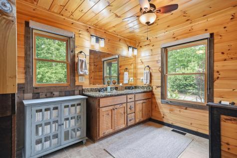 350 Kensington Drive Mineral Bluff GA 30559