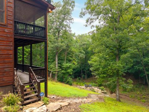 350 Kensington Drive Mineral Bluff GA 30559