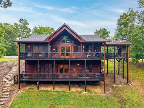 350 Kensington Drive Mineral Bluff GA 30559