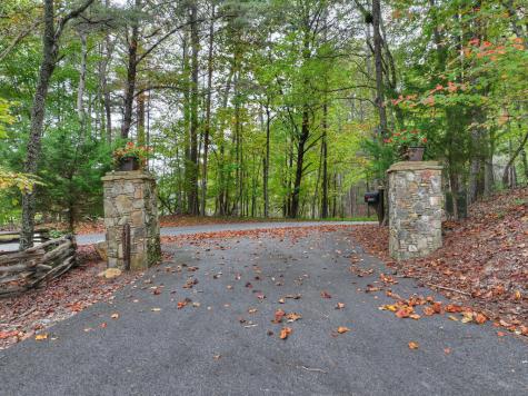 1875 Daves Road Morganton GA 30560