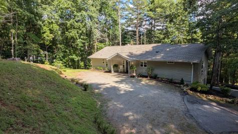 5302 Summerwood Lane Young Harris GA 30582