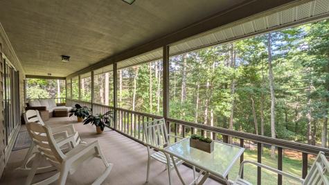 5302 Summerwood Lane Young Harris GA 30582