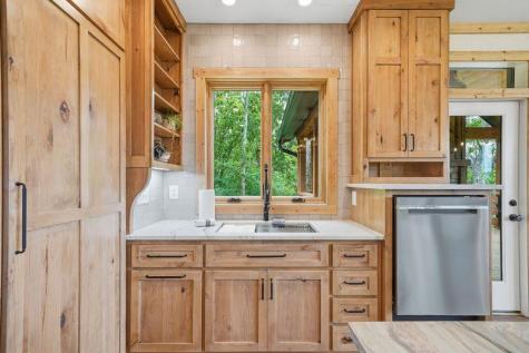 63 Granny Smith Lane Ellijay GA 30536