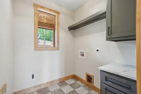 63 Granny Smith Lane Ellijay GA 30536