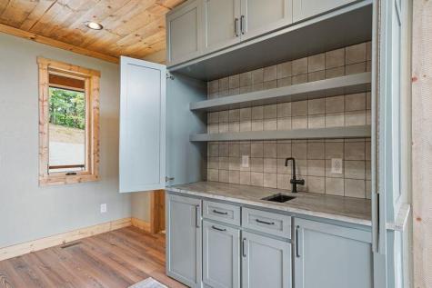 63 Granny Smith Lane Ellijay GA 30536