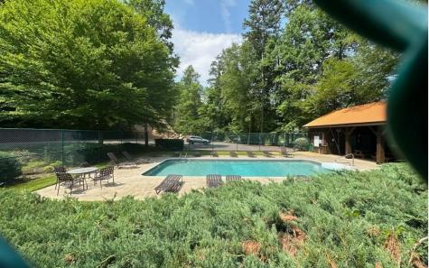 63 Granny Smith Lane Ellijay GA 30536