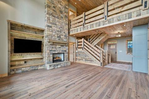 63 Granny Smith Lane Ellijay GA 30536