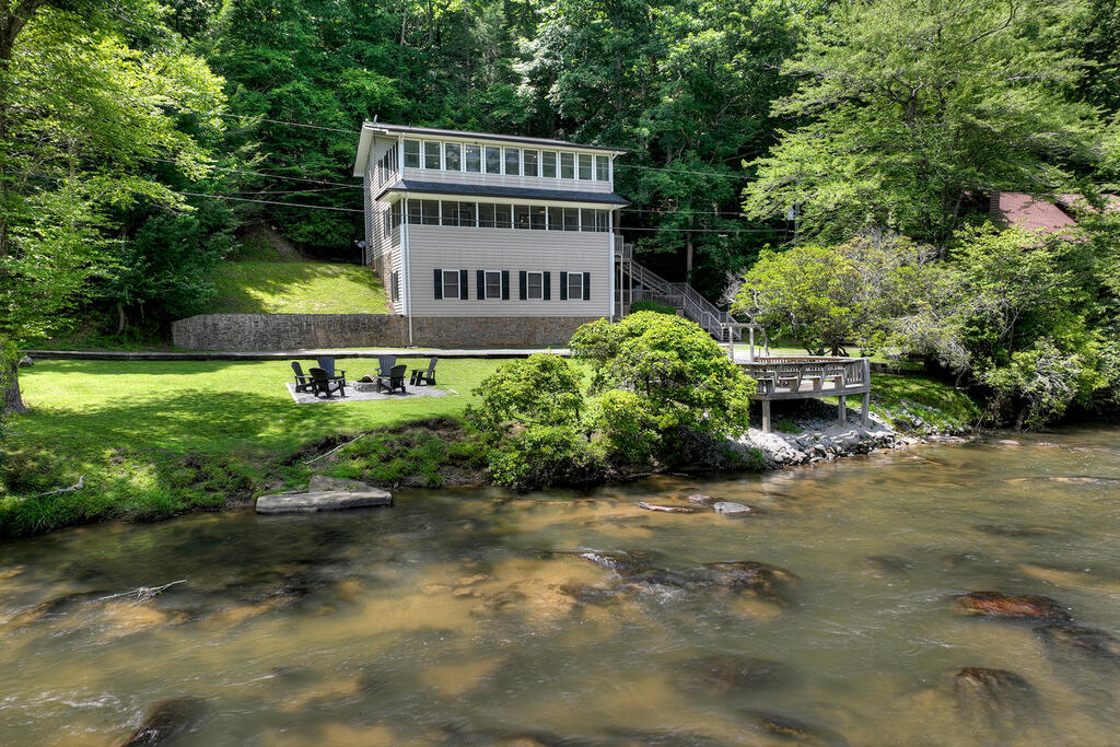 53 Addle Trail Ellijay GA 30540