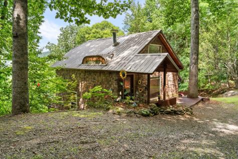 221 Wilson Lane Blairsville GA 30512