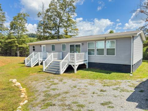 95 Chilson Drive Warne NC 28909